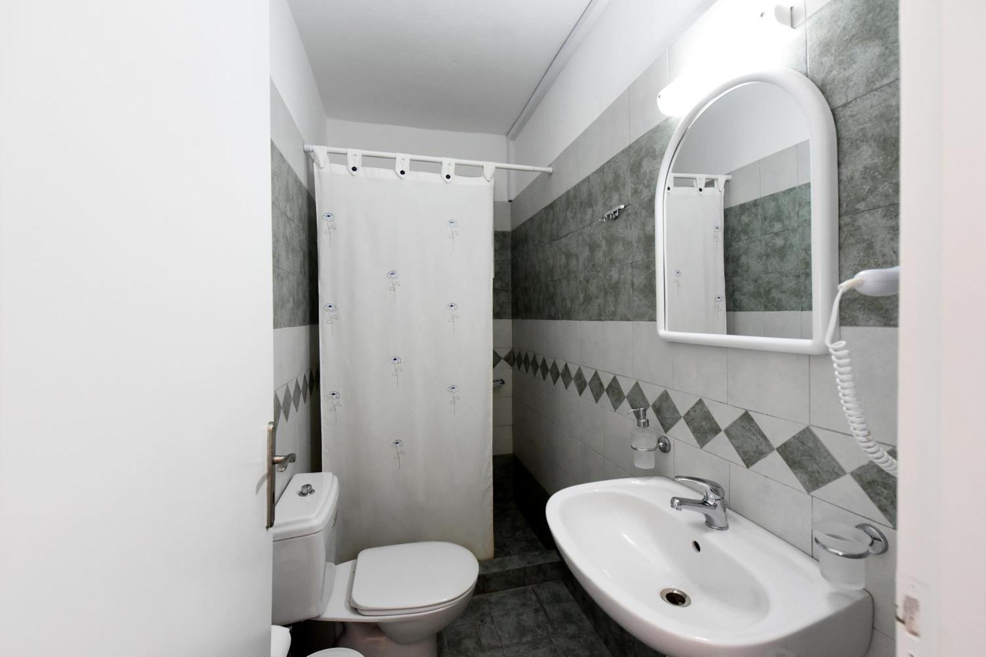 Tsakanos Apartments Adamantas  Room photo